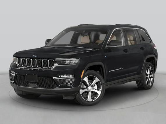 JEEP GRAND CHEROKEE 2023 1C4RJYB67PC649078 image